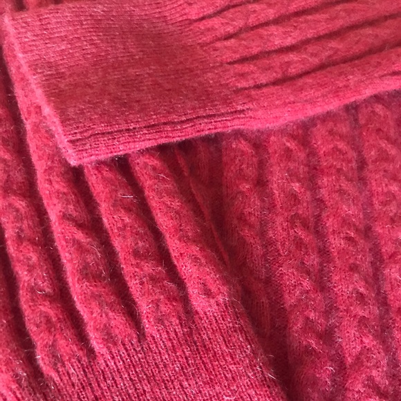 Saks Fifth Avenue Cashmere Sweater - Picture 6 of 6